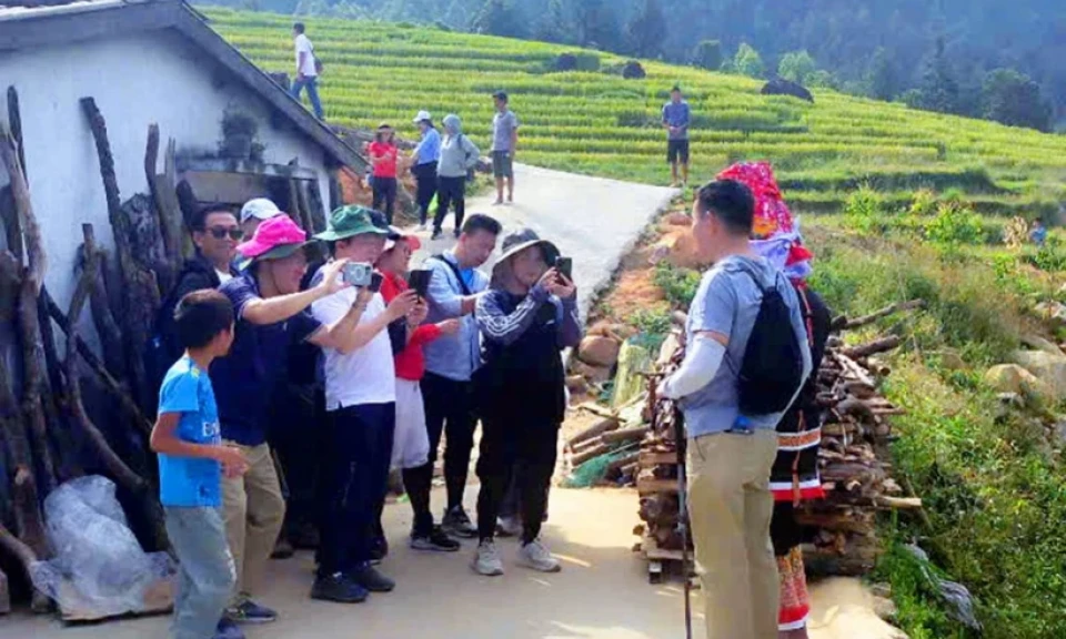 Quảng Ninh: Đoàn famtrip 50 doanh nghiệp khảo sát du lịch ở huyện Bình Liêu