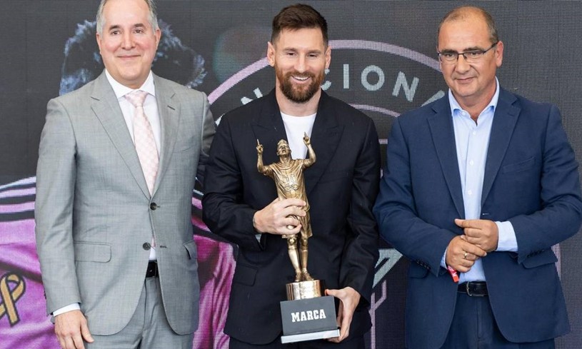 Messi nhận giải "Cầu thủ thành công nhất lịch sử"