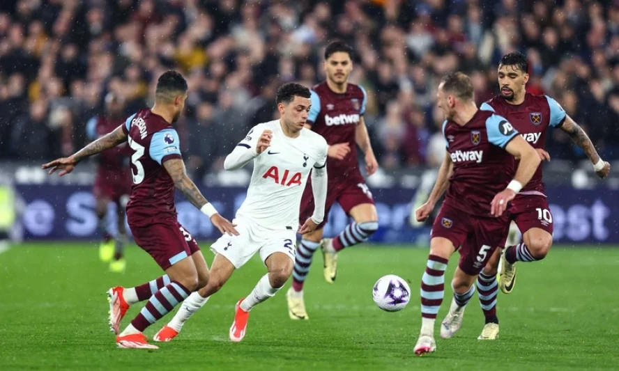 Derby London Tottenham - West Ham: Gà trống đứng dậy sau thất bại?