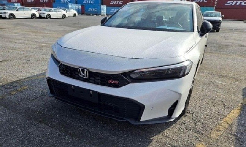 Lô xe Honda Civic bản mới cập bến Việt Nam