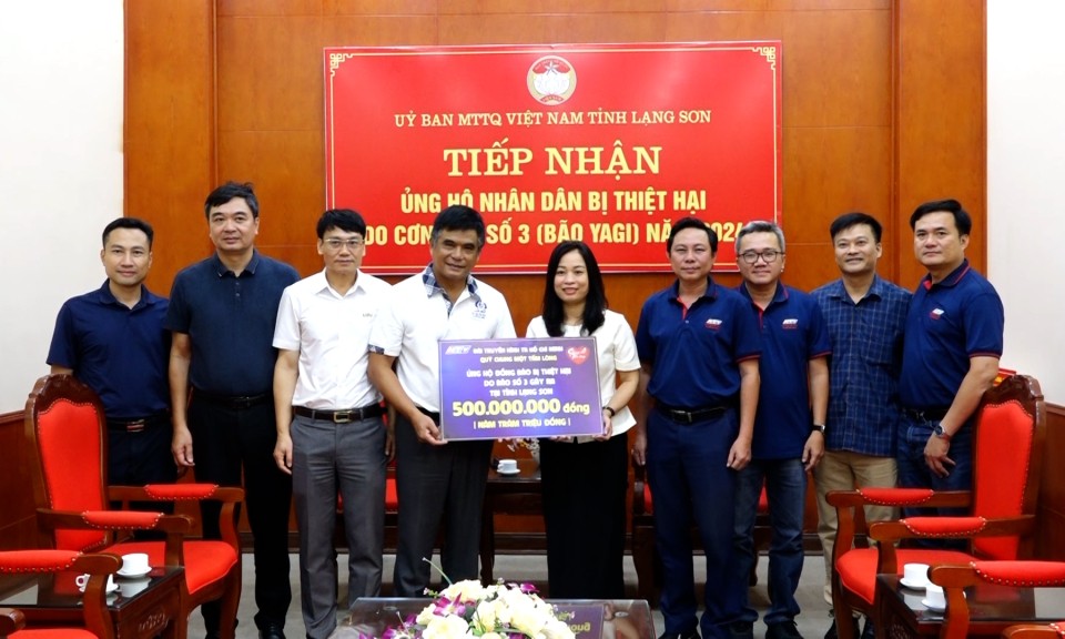 Ủy ban MTTQ Việt Nam tỉnh tiếp nhận 550 triệu đồng ủng hộ khắc phục thiệt hại sau bão số 3