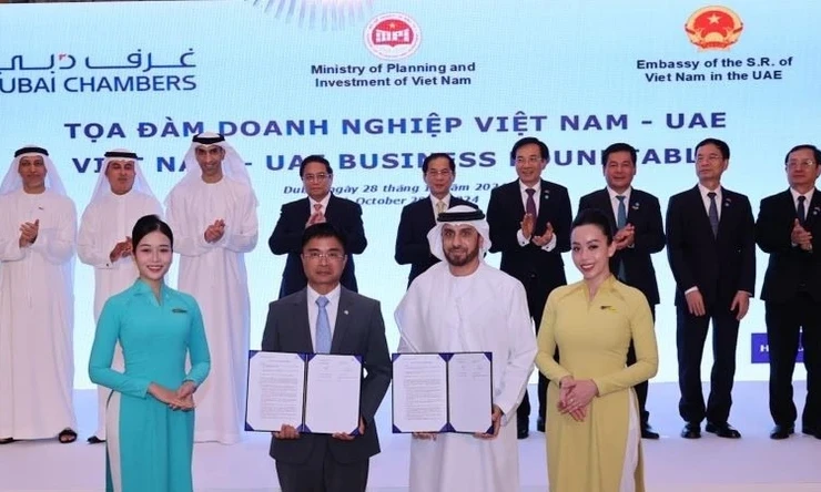 Vietnam Airlines “bắt tay” với hai hãng hàng không hàng đầu thế giới tại UAE