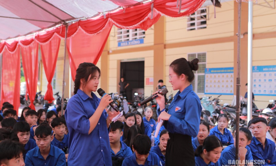 Tràng Định: Trên 250 đoàn viên, thanh niên tham dự phiên tòa giả định tuyên truyền phòng, chống hành vi vi phạm về pháo và tham gia giao thông đường bộ