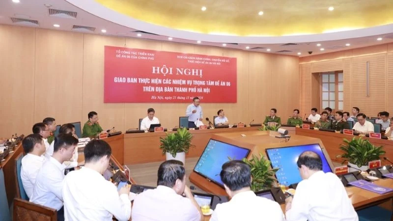 Quang cảnh hội nghị chiều 21/11.