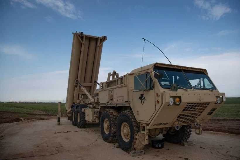 Hệ thống phòng thủ tên lửa tầm cao giai đoạn cuối (THAAD) của Mỹ. (Ảnh: AFP/TTXVN)