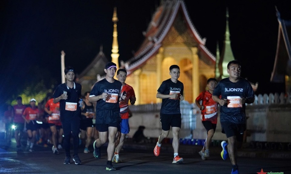 5.000 vận động viên tranh tài chặng 1 Giải marathon 3 nước Đông Dương 2024