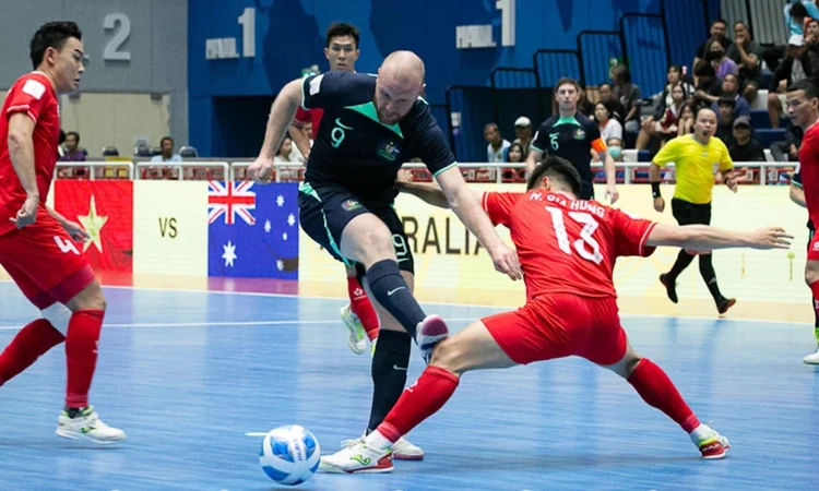 Ngược dòng thắng Australia, Việt Nam vào chung kết futsal Đông Nam Á