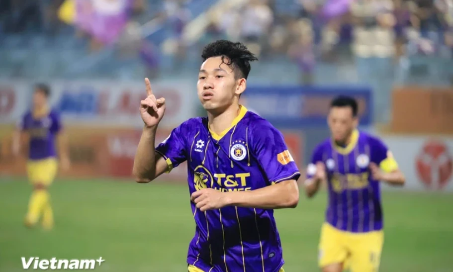 "Hạ" Becamex Bình Dương với tỷ số tối thiểu, Hà Nội FC tiến vào top 3 V-League