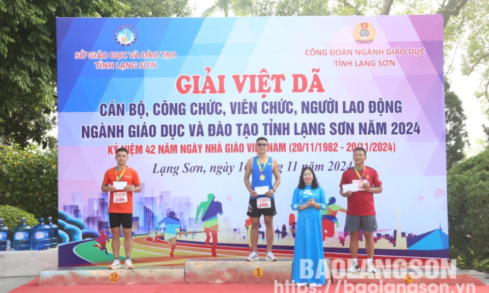 Hơn 400 vận động viên tham dự giải Việt dã ngành giáo dục năm 2024