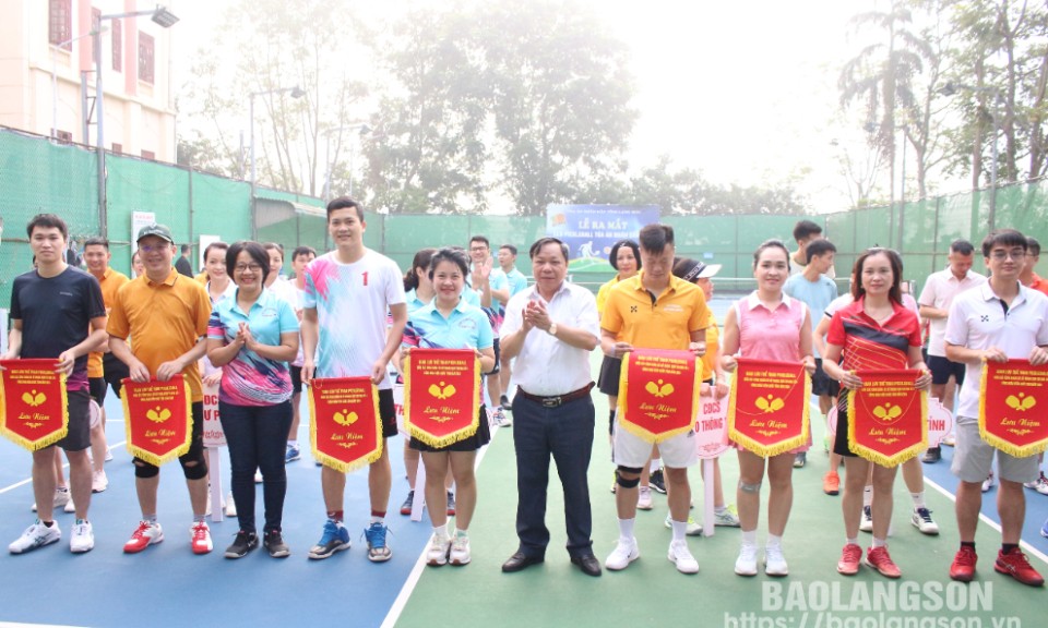 Giao lưu pickleball trong đoàn viên các công đoàn cơ sở thuộc Cụm thi đua số 4 - Công đoàn Viên chức