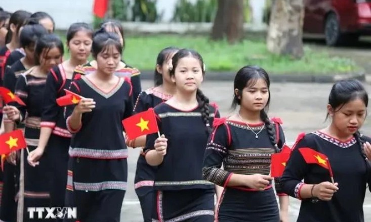 Bahnar people in Kon Tum weave brocade craft into cultural perservation