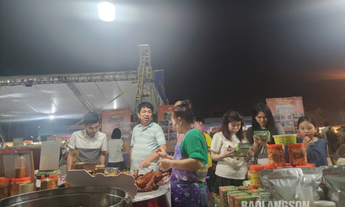 Lang Son participates in Bac Ninh 2024 Tourism, Cuisine, and Handicraft Village Festival