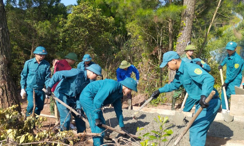 Lộc Bình nâng tỷ lệ đảng viên trong lực lượng dân quân tự vệ