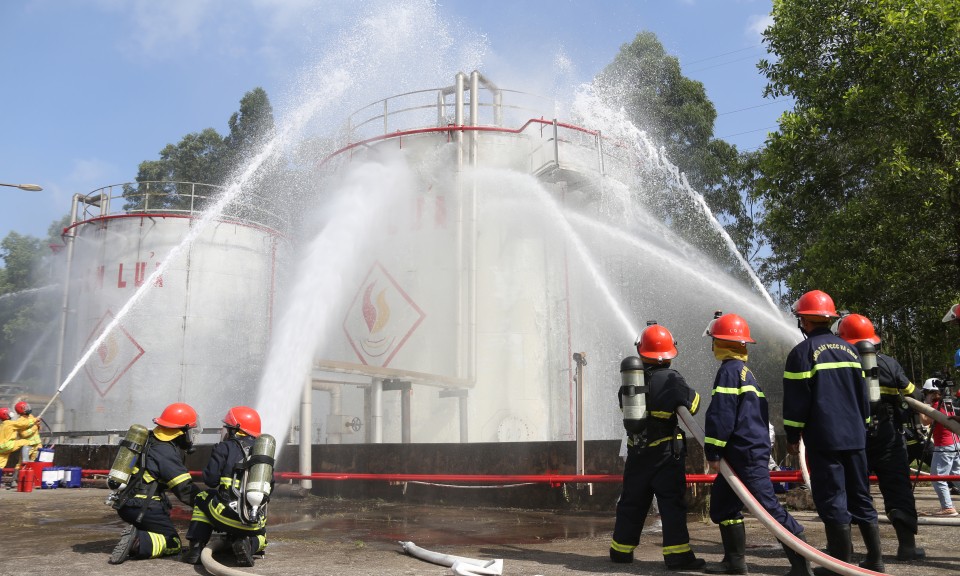 Đảm bảo an ninh trật tự trong các doanh nghiệp: Chủ động phối hợp, liên kết triển khai