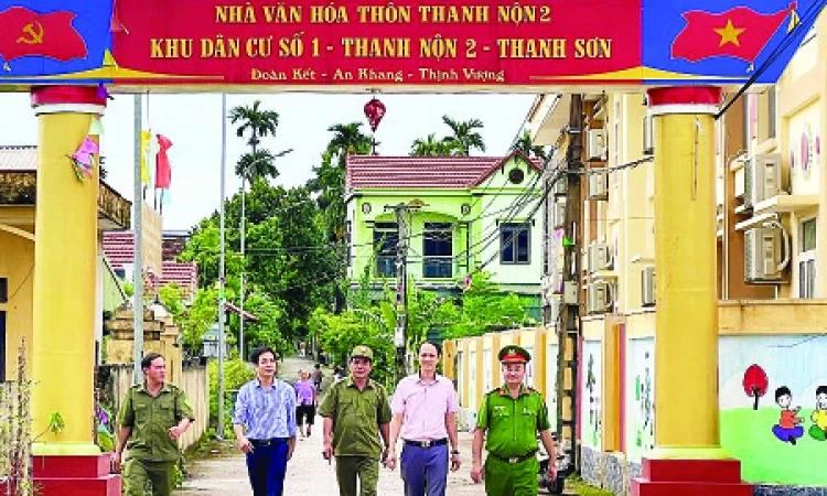 Huy động sức mạnh nhân dân trong bảo vệ an ninh nông thôn