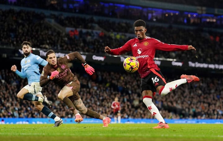 Man Utd đánh bại Man City ngay trên sân khách. (Ảnh: Getty Images)