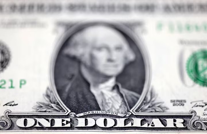  Tỷ giá USD hôm nay, 24-12: Đồng USD tăng trở lại mốc 108. Ảnh: Reuters