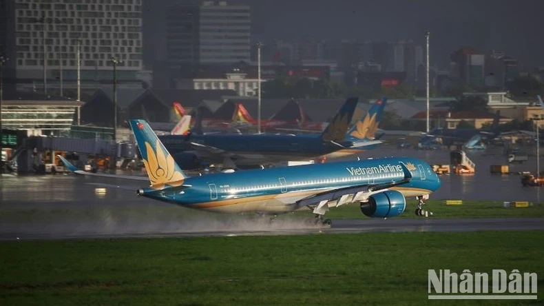 Đối với tác động từ thời tiết xấu, Vietnam Airlines luôn có kịch bản ứng phó tình huống có thể xảy ra.