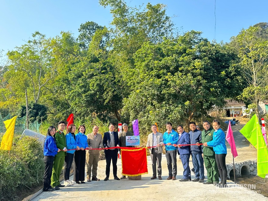 Các đơn vị khánh thành công trình thanh niên “Ngầm sân sinh Cốc Nhàn”