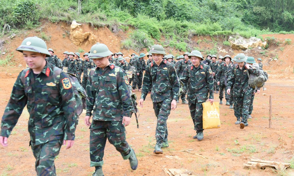 Văn Lãng xây dựng lực lượng vũ trang vững chắc