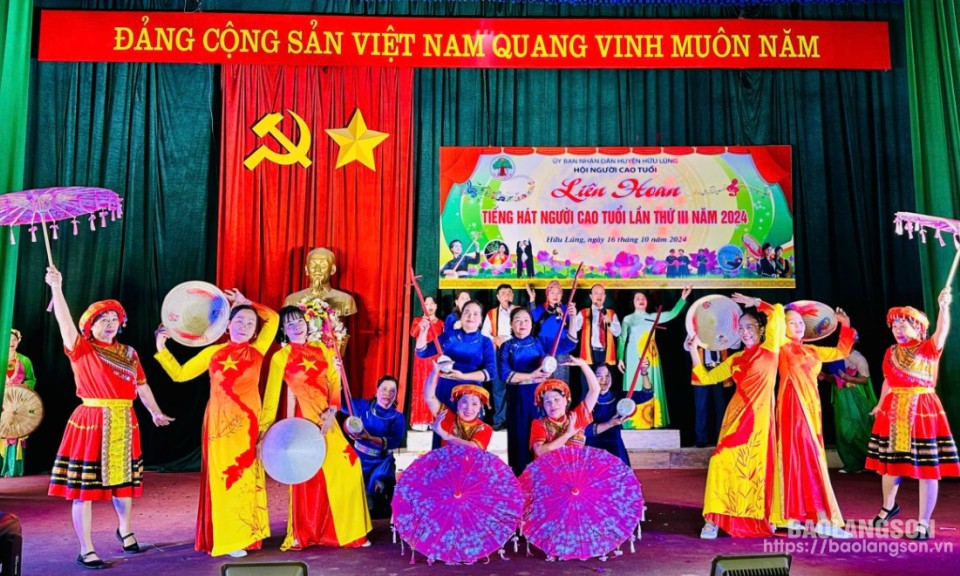 Sân chơi bổ ích của người cao tuổi