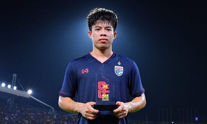 Thái Lan 'quên' ngôi sao J.League, HLV Kim Sang-sik cất tiền đạo triệu USD