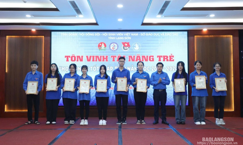 Phong trào “Học sinh 3 tốt” góp phần khích lệ học sinh học tập, rèn luyện