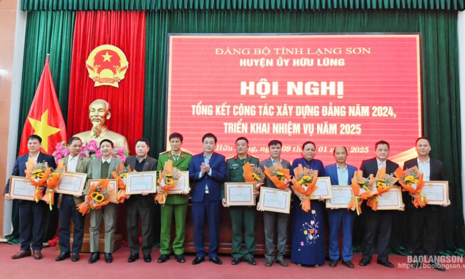 Hữu Lũng: Tổng kết công tác xây dựng Đảng năm 2024, triển khai nhiệm vụ năm 2025