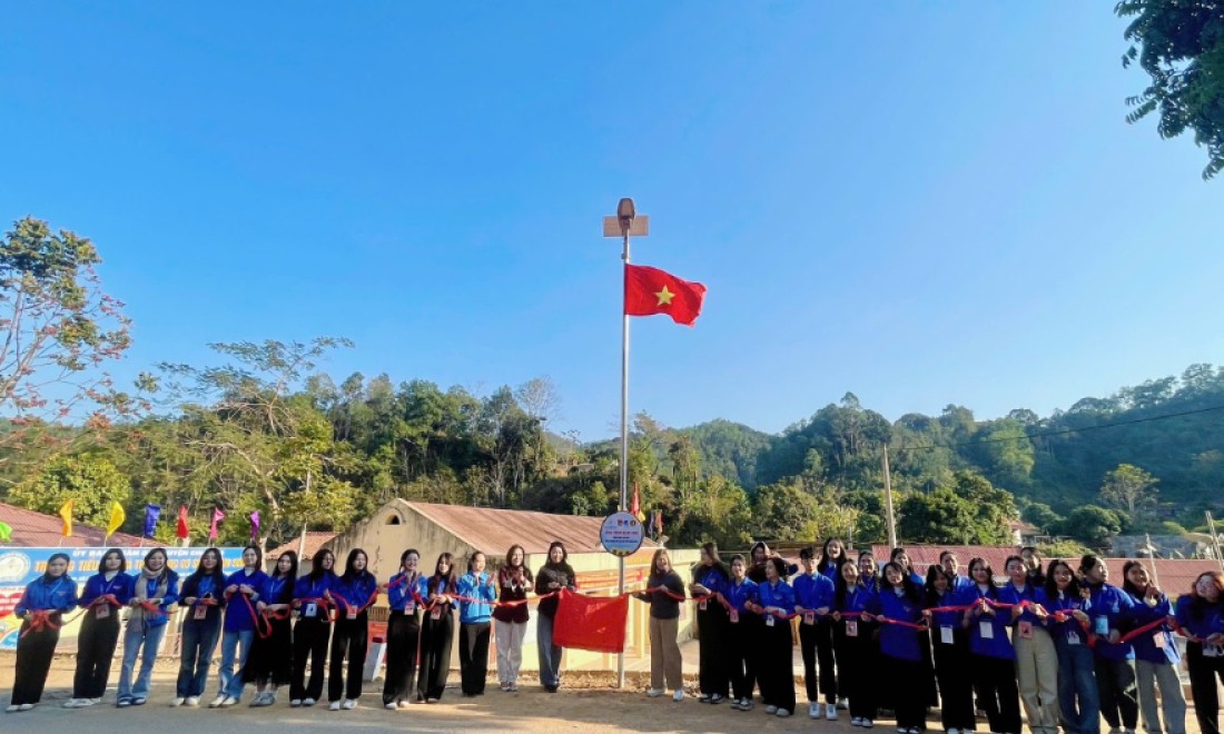 Nhiều hoạt động ý nghĩa tại chương trình “Thắp xuân” tại xã Lâm Sơn, huyện Chi Lăng