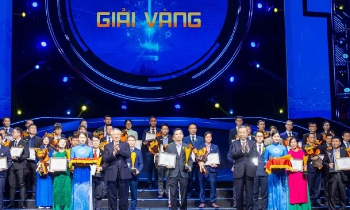 Hệ sinh thái Elcom ITS giành cúp vàng tại Make in Việt Nam 2024