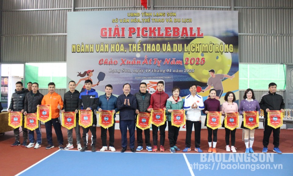 Trên 70 vận động viên tham gia Giải pickleball ngành văn hoá, thể thao và du lịch mở rộng năm 2025