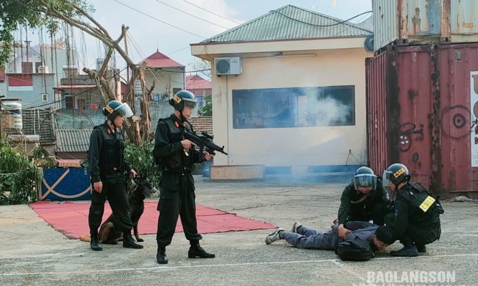 "Lá chắn thép" trong phòng, chống tội phạm