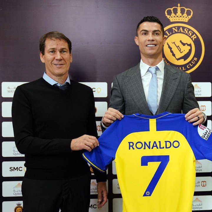 Rudi Garcia (Al Nassr): Ông là huấn luyện viên của Al Nassr ở thời điểm Ronaldo gia nhập câu lạc bộ. Chưa đầy nửa năm sau, HLV Garcia mất việc. 