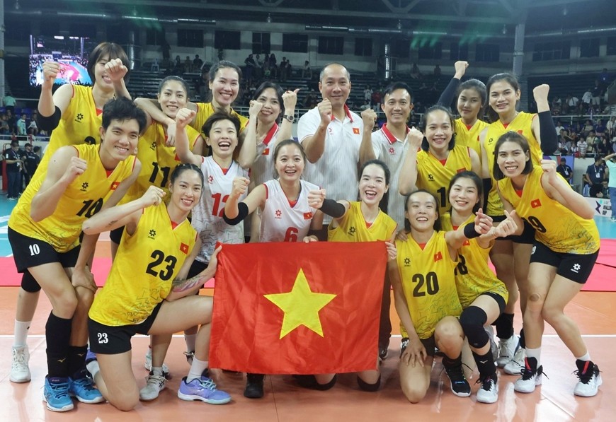 Đội tuyển nữ bóng chuyền Việt Nam tại Giải bóng chuyền nữ AVC Challenge Cup 2024. Ảnh: AVC 