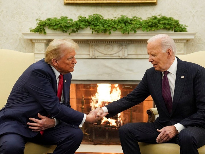 Ông Donald Trump và ông Joe Biden. 