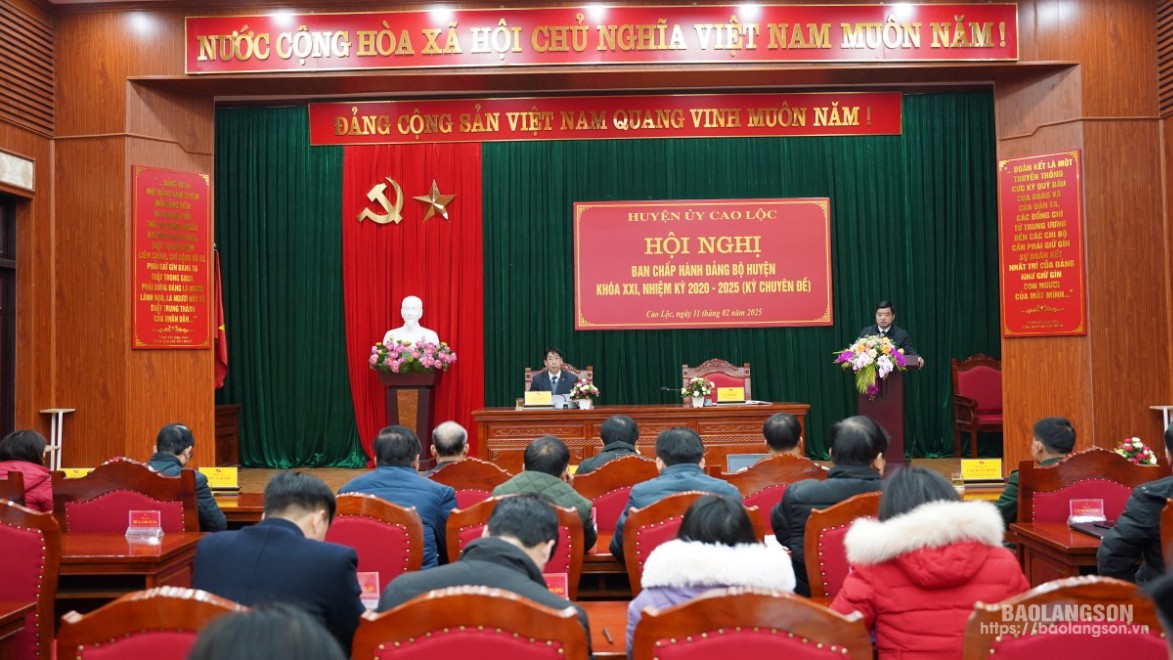 Quang cảnh hội nghị