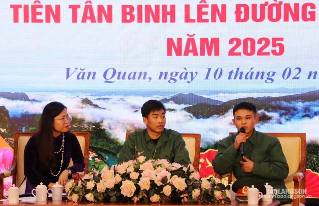 Thanh niên huyện Văn Quan giao lưu, trao đổi tâm tư, nguyện vọng trước lúc lên đường nhập ngũ năm 2025