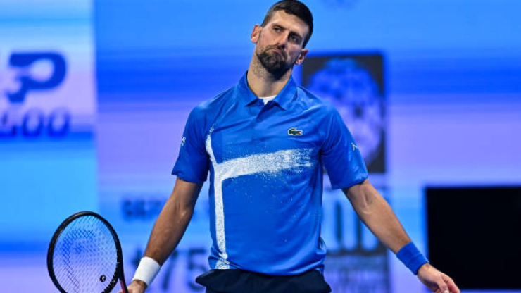 Djokovic rời Qatar với những bước đi cà nhắc nhưng đủ sức khỏe dự Masters tại Mỹ từ 2-3. Ảnh: Getty 