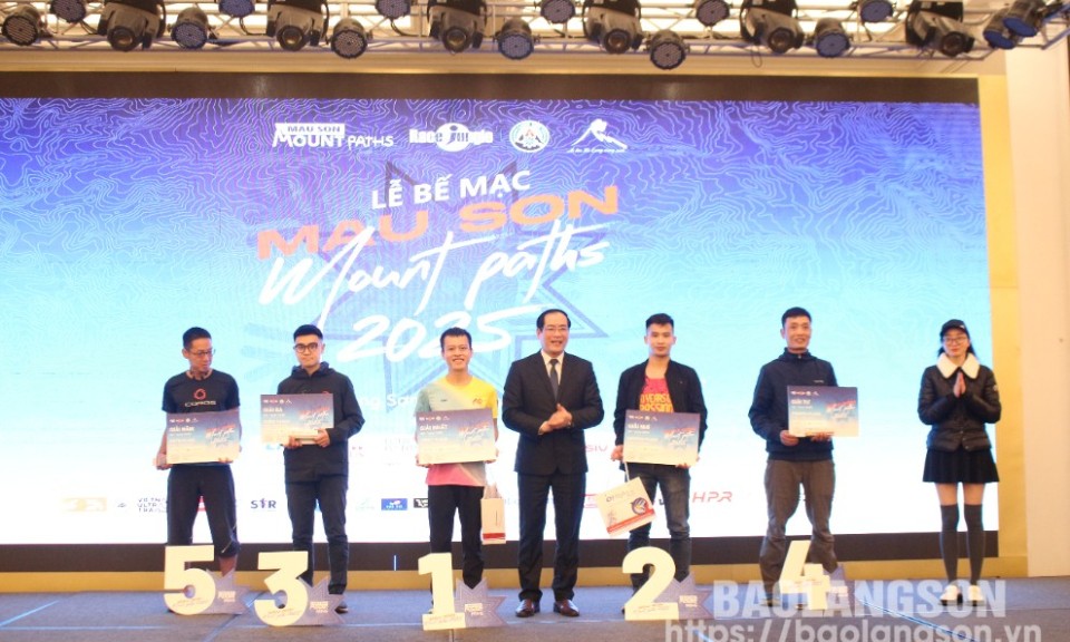 40 prizes presented at the Mau Son Mount Paths Race 2025