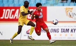 Trọng tài không gây tranh cãi ở trận đấu đặc biệt nhất V.League