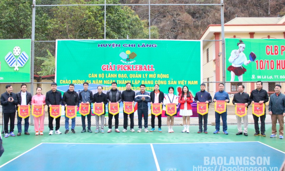 44 vận động viên tham gia Giải pickleball cán bộ lãnh đạo, quản lý huyện Chi Lăng mở rộng