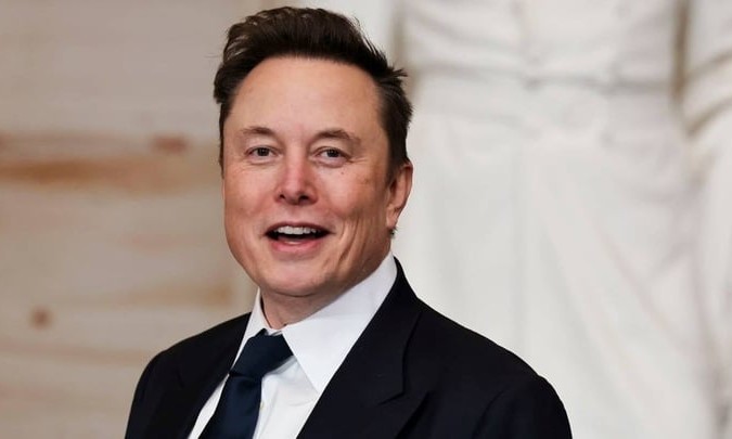 Giám đốc FBI yêu cầu nhân viên không gửi báo cáo tuần cho ông Elon Musk