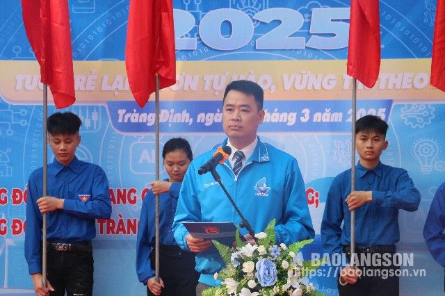 Lãnh đạo Tỉnh đoàn phát biểu tại chương trình Khởi động Tháng thanh niên và Hành trình “Tháng ba biên giới” cấp tỉnh năm 2025