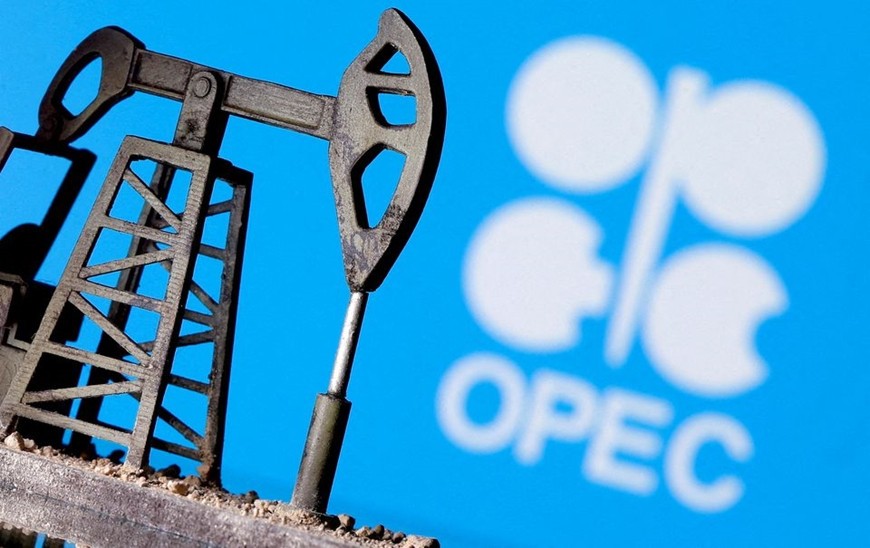  Quyết định tăng sản lượng của OPEC+ vào tháng 4 tiếp tục hạn chế đà tăng của giá dầu. Ảnh minh họa: Reuters