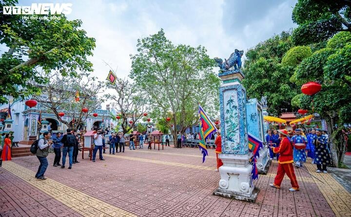 Chùa Bà - Cảng Thị Nước Mặn nằm trong tour 