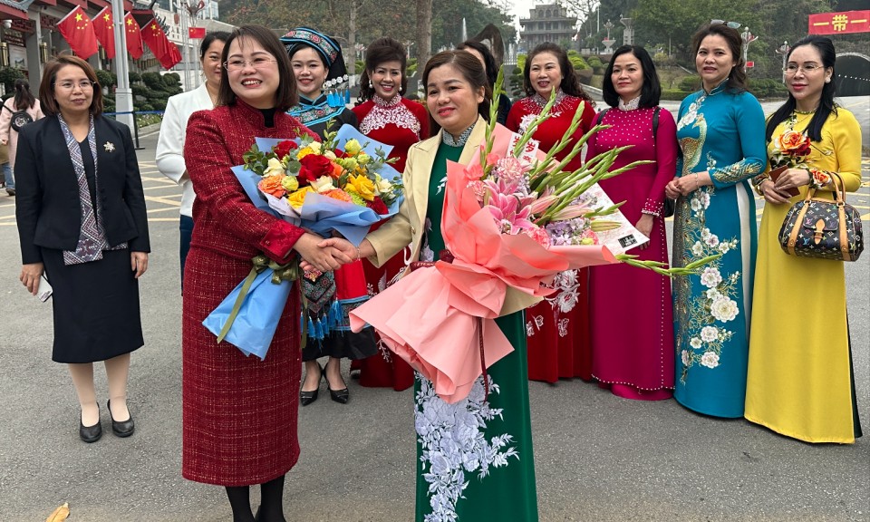 Đoàn công tác của Hội Liên hiệp Phụ nữ tỉnh thăm và làm việc tại Quảng Tây, Trung Quốc