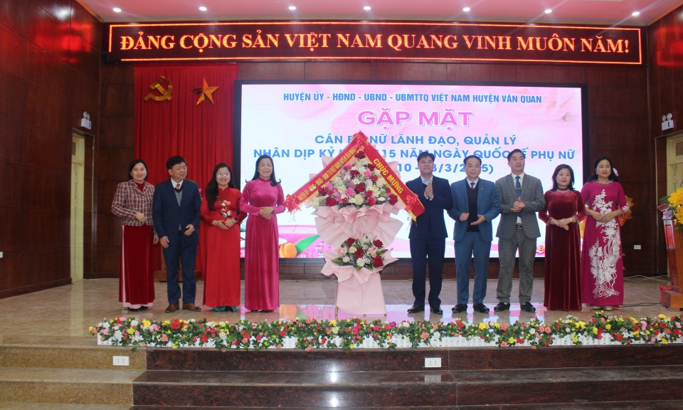 Văn Quan:  Gặp mặt cán bộ nữ lãnh đạo, quản lý nhân kỷ niệm 115 năm ngày Quốc tế phụ nữ