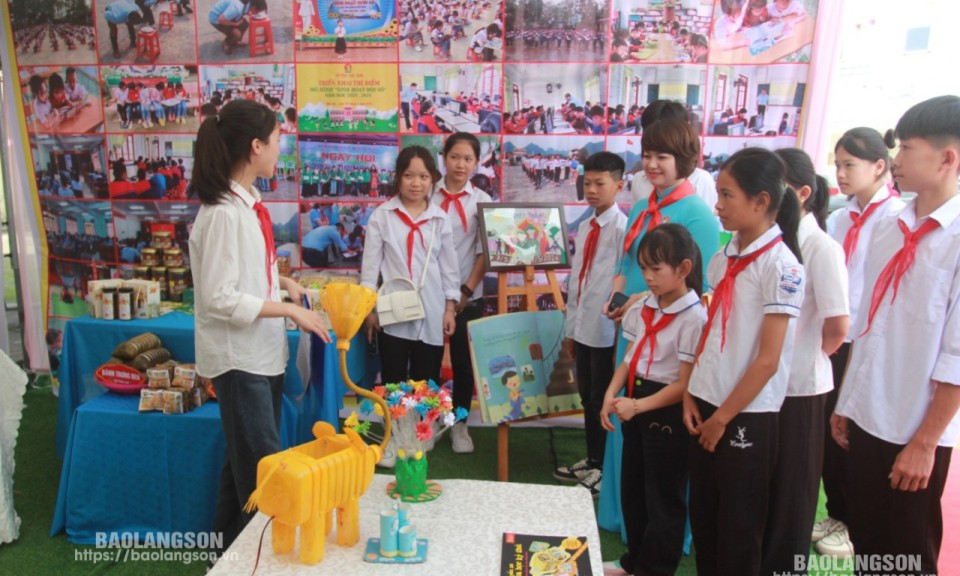 Đội viên, thiếu nhi: Ra sức rèn luyện, học tập, xứng đáng là cháu ngoan Bác Hồ