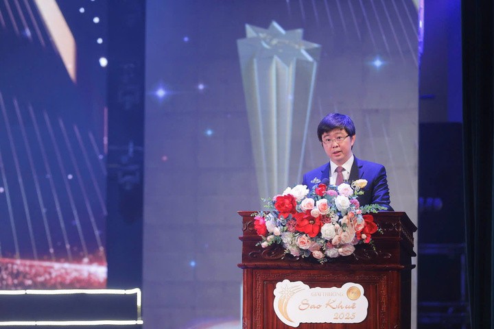 Ông Bùi Hoàng Phương, Thứ trưởng Bộ Khoa học và Công nghệ, phát biểu tại Lễ trao giải.