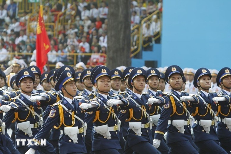 Khối sỹ quan Cảnh sát biển- Ảnh: TTXVN